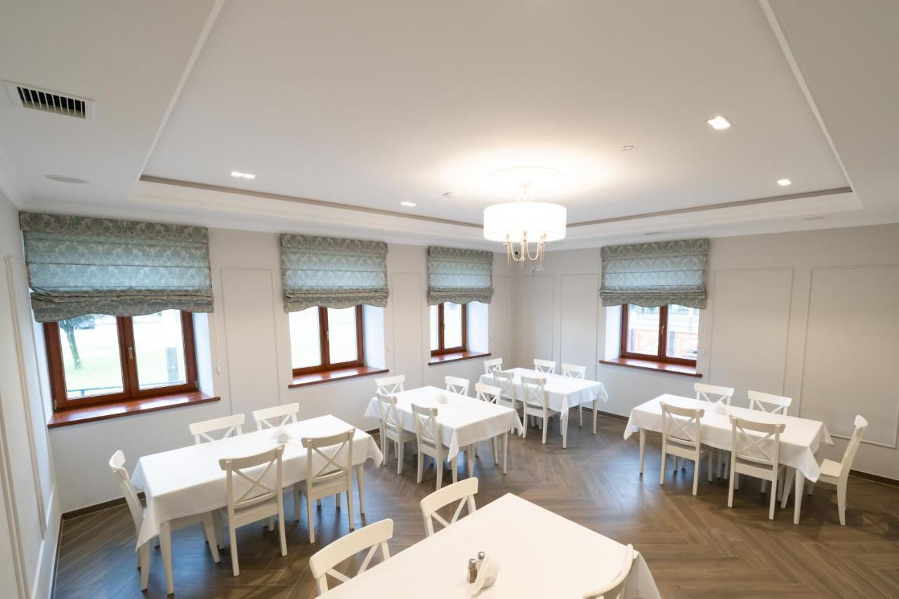 Pensjonat Dominikanski Krasnobród Extérieur photo